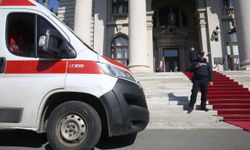 GÜNCELLEME - Sırbistan Meclisinde muhalefet ve iktidar milletvekilleri arasında kavga