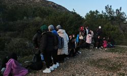 İzmir'de 32 düzensiz göçmen yakalandı