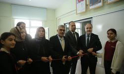 Niğde'de şehit Serdal Güneş'in adı okulda açılan kütüphaneye verildi