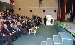 TBMM Yapay Zeka Araştırma Komisyonu Başkanı Dönmez, Eskişehir'de yapay zeka panelinde konuştu