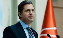 Deniz Yücel'den 'İzmir' tepkisi: "Sizi uyarıyorum"