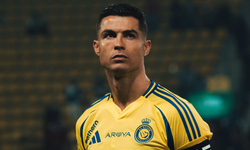 Al Akhdoud - Al Nassr Maçı Saat Kaçta, Hangi Kanalda? Şifresiz Yayın ve Muhtemel 11'ler Belli Oldu (12 Mayıs 2025)