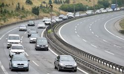 İzmir Ankara arası kaç km? Ankara İzmir arası kaç saat sürer?