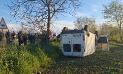 Samsun'da bahçeye devrilen minibüsteki 1 kişi öldü, 2 kişi yaralandı