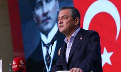 CHP lideri Özgür Özel, Hristiyan cemaatlerin liderlerini aradı