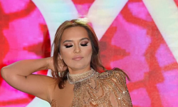 Demet Akalın'ın Sahne Tavrı Tepki Çekti