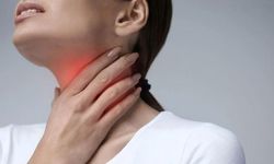 Geçmeyen ses kısıklığı gırtlak kanseri habercisi olabilir
