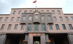 MSB: Pençe-Kilit Operasyonu bölgesinde teröristlerin kullandığı bir mağara temizlendi