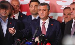 Özgür Özel, İBB'de: 'TRT’den canlı yayın istiyoruz'