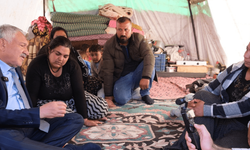 Zeydan Karalar yedi yaşındaki kayıp Cumali’nin ailesini ziyaret etti