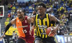 Fenerbahçe Beko, Galatasaray'ı mağlup ederek normal sezonu lider tamamladı