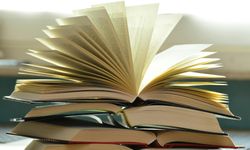 Çekimli Fiil Nedir? Dilbilgisinde Anlamı ve Kullanım Kuralları