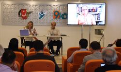 “Kürt Sorununda Çözüm Arayışı Süreçleri ve Gazetecilik” söyleşisi Basın Evi’nde yapıldı