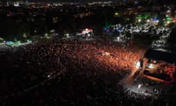 Ankara’da 19 Mayıs’ta Nerede, Hangi Ünlüler Ücretsiz Konser Verecek?