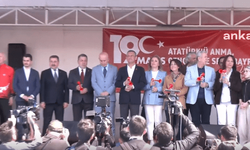 19 Mayıs Yarı Maratonu'nun açılışını Özgür Özel ve Mansur Yavaş yaptı