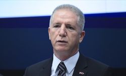 Vali Gül'den 'deprem' açıklaması: "Bir olumsuzluk tespit edilmemiştir"