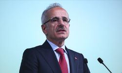 Bakan Uraloğlu duyurdu: Türk Telekom’un imtiyaz sözleşmesi uzatılıyor