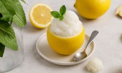 Yazın Serinleten Tatlısı: Ev Yapımı Limon Sorbe Tarifi!