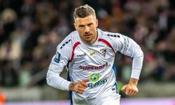 Podolski'den Galatasaray’ın yeni transferi Leroy Sane’ye övgü