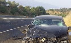 Elazığ Diyarbakır Kara Yolunda İki Otomobil Çarpıştı: 1’i Ağır 6 Yaralı