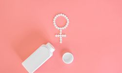 Östrojen Nedir? Kadınlık Hormonunun Görevleri, Düşüklüğü, Fazlalığı ve Tedavi Yolları