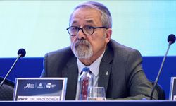 Prof. Dr. Görür’den deprem uyarısı: “Evlerden bir müddet uzak durun”