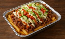 Hollanda’nın 2025’te en çok sipariş ettiği lezzet: Kapsalon döner