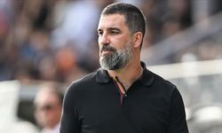 Arda Turan’dan Necip Uysal’a: “Örnek olacak hikayenin kahramanı oldun”