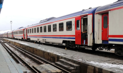 TCDD Taşımacılık 7 ana hattın yemekli vagonları için ihaleye çıkıyor