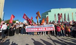 Asgari Ücret İnisiyatifi'nden Şişli'de eylem: "Madem milli gelir yükseldi, asgari ücrete ve emekli aylığına zam yapın"