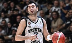 Milli basketbolcu Yiğit Arslan, Beşiktaş'a veda etti