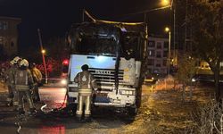 Büyükçekmece’de park halindeki tır alev aldı: Yangında araç kullanılamaz hale geldi