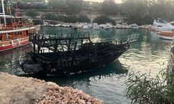 Mersin Silifke’de tekne yangını: Alevler 6 tekneyi kullanılamaz hale getirdi