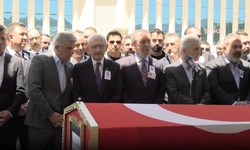 Kılıçdaroğlu, Rahmi Aşkın Türeli'nin babasının cenaze törenine katıldı