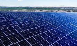Yenilenebilir enerjide dönüşüm: Güneş kapasitesi 3 teravatı aştı