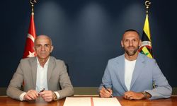 Fenerbahçe, Vedat Muriqi ile 3 yıllık sözleşme imzaladı