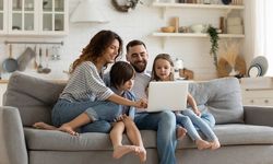 Ebeveynler, çocuklarını dijital dünyada nasıl koruyabilir?