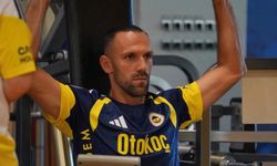 Fenerbahçe'den sakatlık açıklaması: Vedat Muriqi, Nene ve Livakovic'in sağlık durumu belli oldu