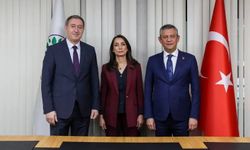 DEM Parti'den Özgür Özel'e "Yeni Parti" telefonu