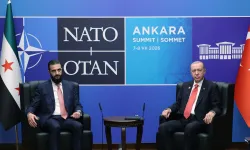 Trump yaptırımların kaldırıldığını açıkladı: Şara'dan Türkiye ve Körfez ülkelerine teşekkür