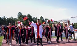 ODTÜ'de 70'inci yıl mezuniyet coşkusu: Yaklaşık 3 bin öğrenci diplomalarını aldı