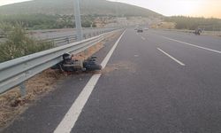 İzmir Aliağa trafik kazası: Bariyere çarpan motosiklet eğitmeni hayatını kaybetti