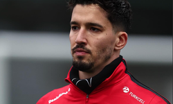 Altay Bayındır Manchester United’dan ayrılacak mı? Taraftar sordu, milli kaleci yanıtladı