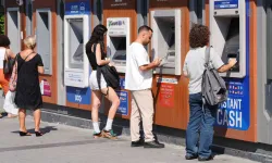 ATM'lerde 'gram altın' dönemi başladı: Bankalar pilot uygulamayı hayata geçirdi