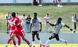 Beşiktaş, Widzew Lodz karşısında sahadan yenilgiyle ayrıldı