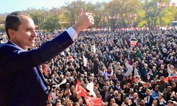 Özgür Özel'in yeni parti açıklamasını değerlendiren Erbakan'dan ittifak yorumu