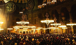 Cumhurbaşkanı Erdoğan, Ayasofya'nın yeniden ibadete açılışının yıl dönümünü kutladı