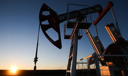 Brent petrol 72 dolar seviyesine indi: Gözler ABD-İran görüşmelerinde