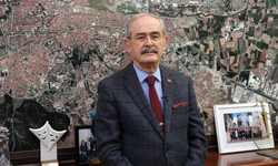 Yılmaz Büyükerşen CHP'den istifa ettiğini duyurdu