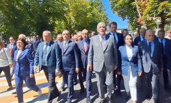 Dervişoğlu'ndan şehit er yakınları ve gazilerin eylemine destek: Meclis'ten Güvenpark'a yürüdü